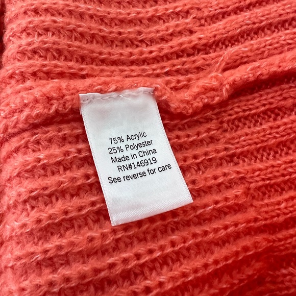 Nine West Women’s Cable Knit Sweater. - Picture 4 of 6